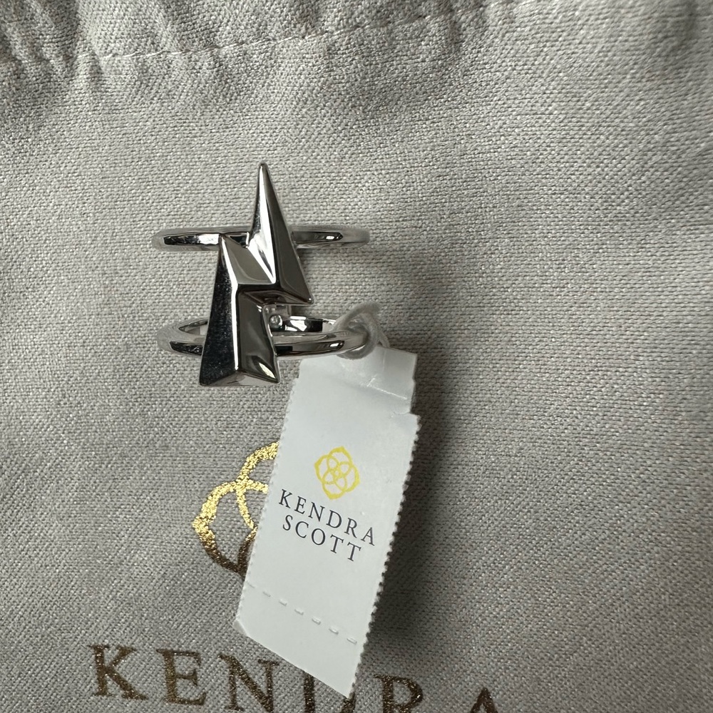 New Kendra Scott bolt ring